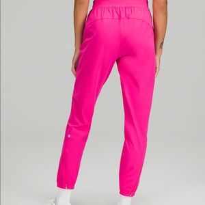 Lululumon 4 Joggers4